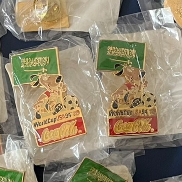 Coca Cola World Cup FIFA Soccer Lapel Pins - Picture 2 of 2